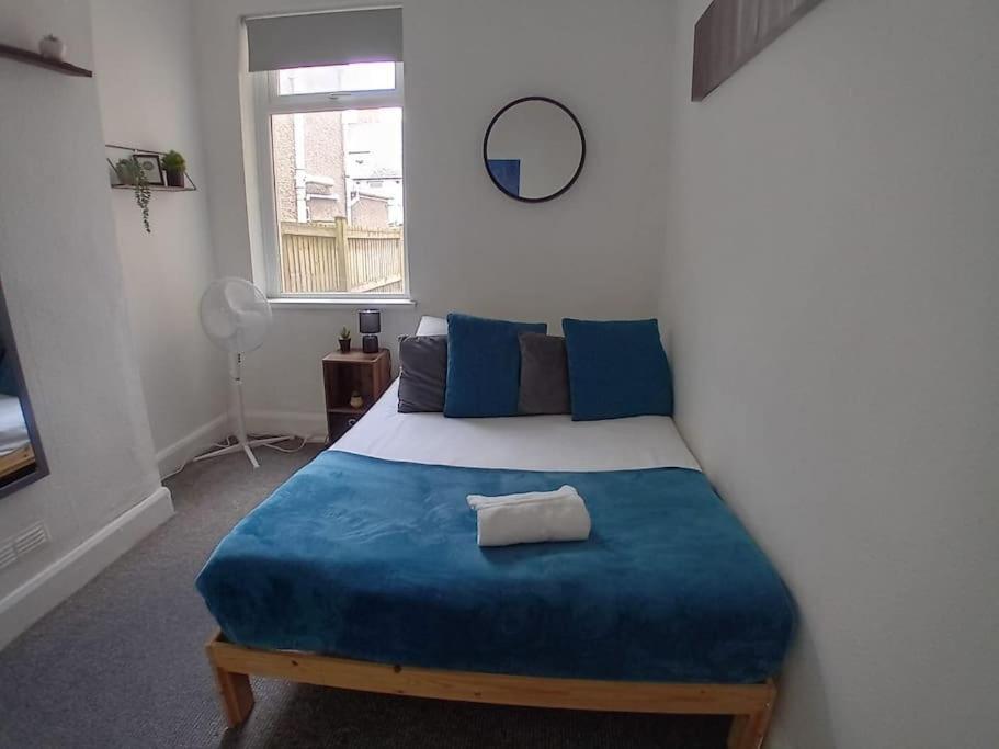Large Family Home Central Location 3 Double Bedrooms And 1 Single Bedroom Cardiff Exteriér fotografie
